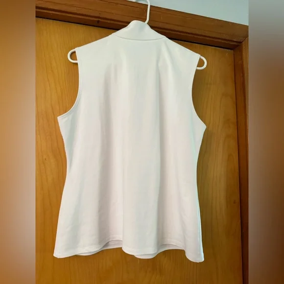 Sailor Sailor White Sleeveless quarter zip Top - Picture 5 of 5